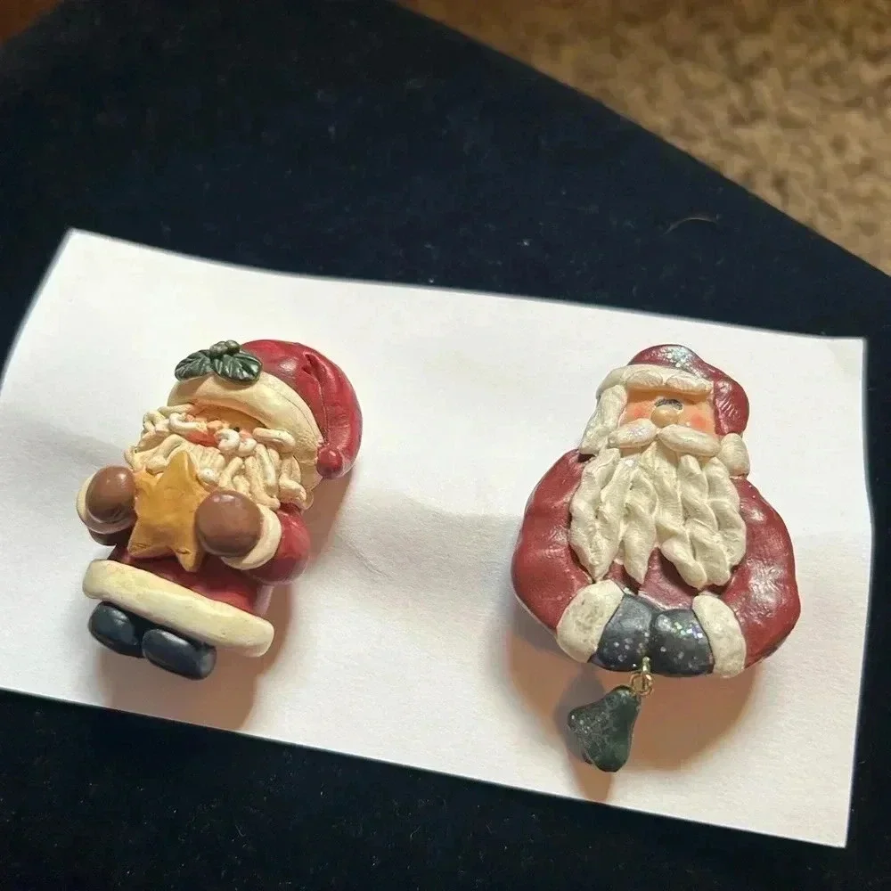 🎄Set of 2 handmade Christmas‎ pins